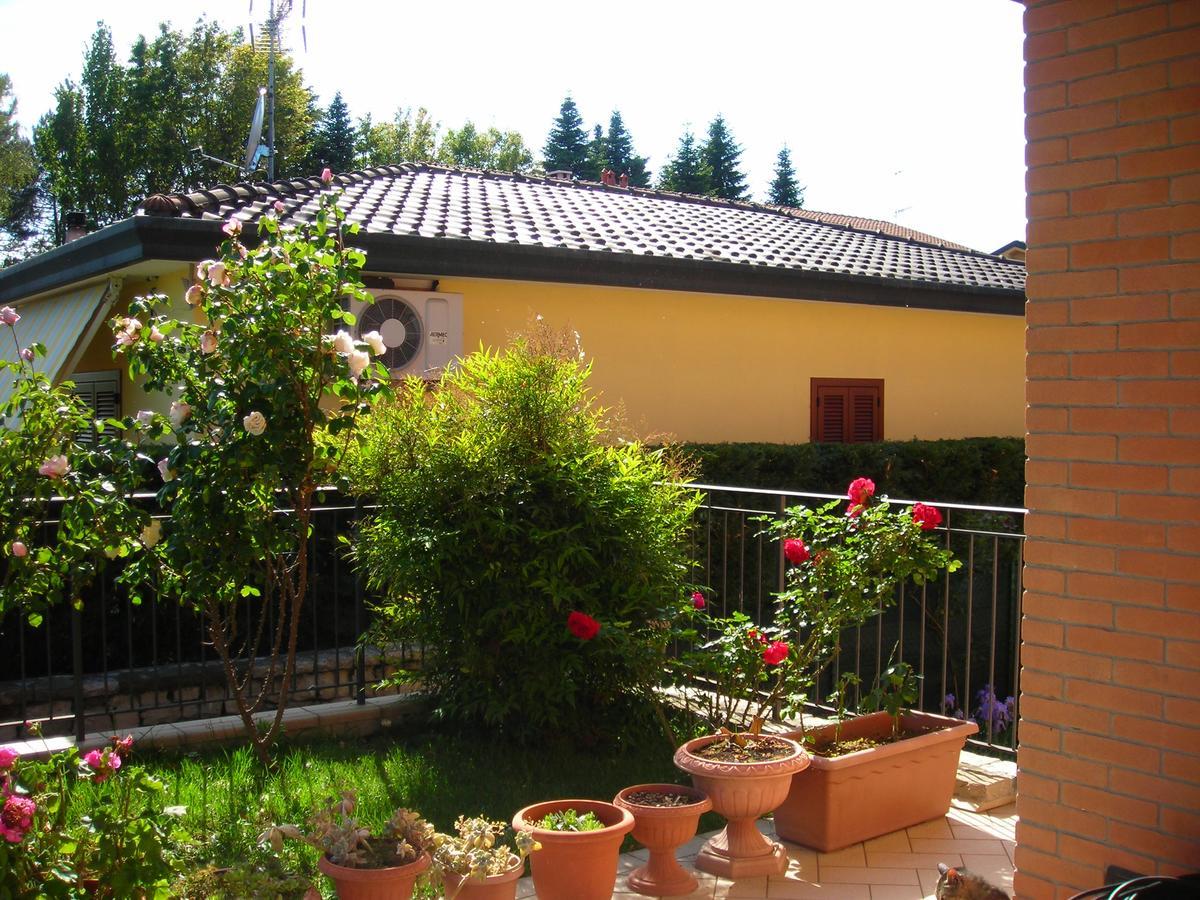 Bed and Breakfast La Folaga Гавирате Экстерьер фото