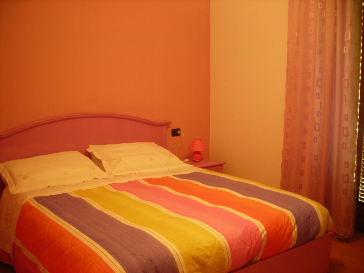 Bed and Breakfast La Folaga Гавирате Экстерьер фото