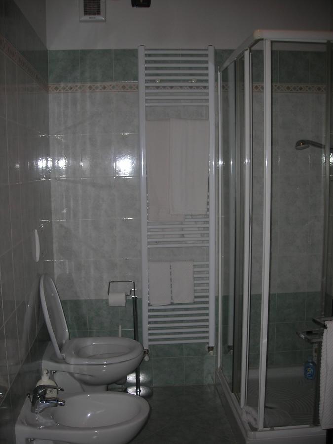 Bed and Breakfast La Folaga Гавирате Экстерьер фото