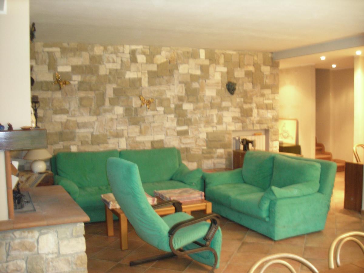 Bed and Breakfast La Folaga Гавирате Экстерьер фото