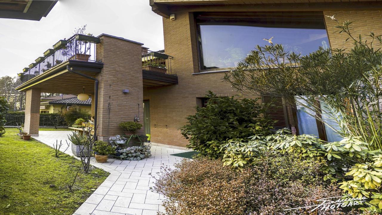 Bed and Breakfast La Folaga Гавирате Экстерьер фото