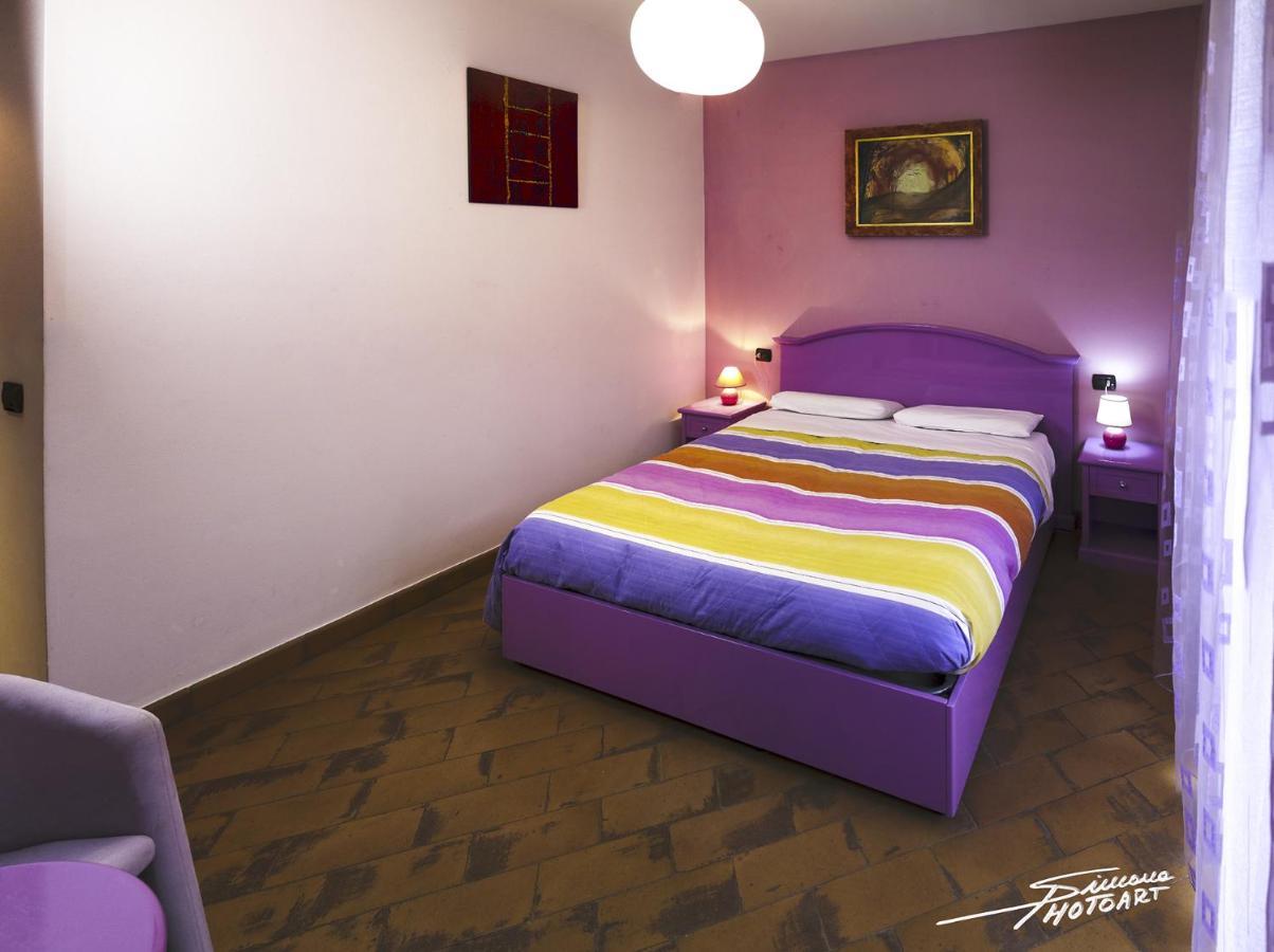 Bed and Breakfast La Folaga Гавирате Экстерьер фото